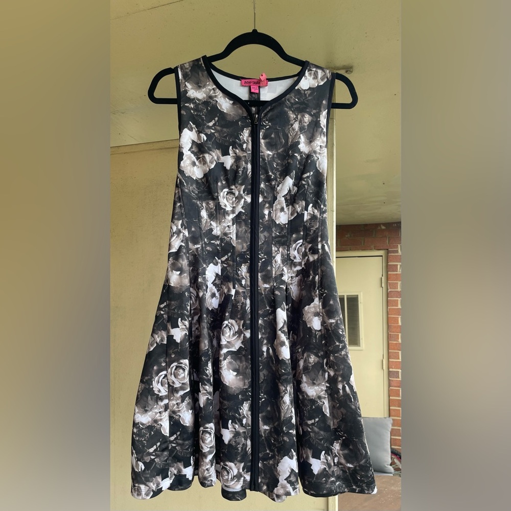 Betsey Johnson Front Zip black, white and Gray Sleeveless Floral Skater Dress